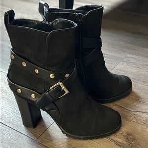 Apt. 9 Black Heeled Boots with Studded Straps size 8